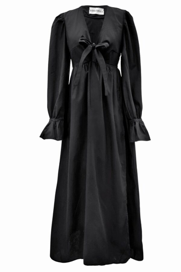 Lola – Black Dress